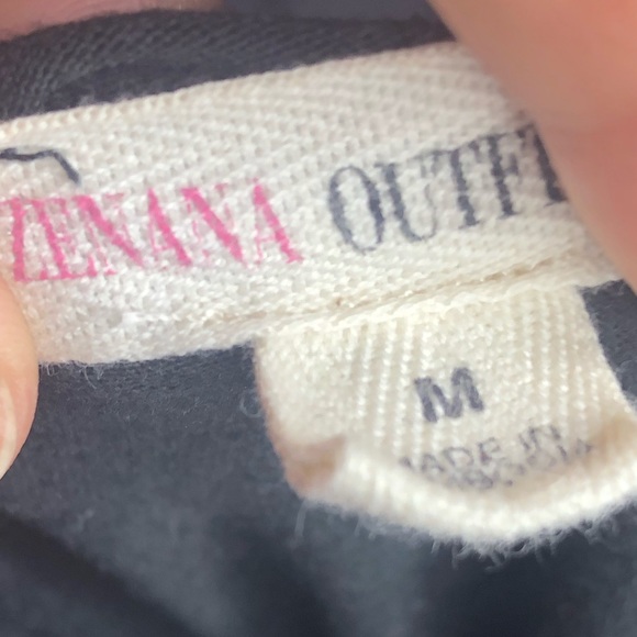 Zenana Outfitters Black 1/2 Sleeve Top Size M - Picture 3 of 3